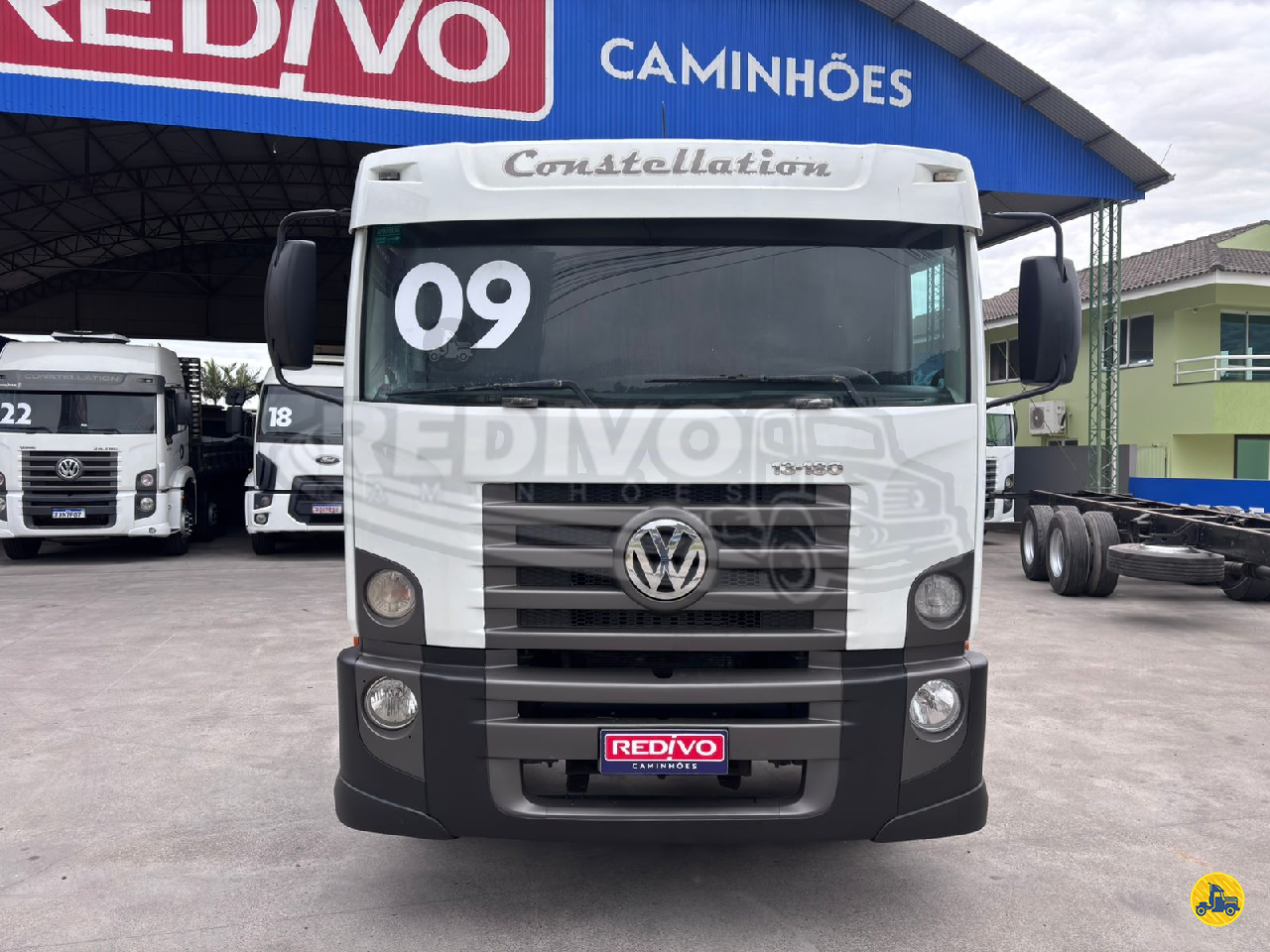 CAMINHAO VOLKSWAGEN VW 13180 Chassis Toco 4x2 Redivo Caminhões TUBARAO SANTA CATARINA SC
